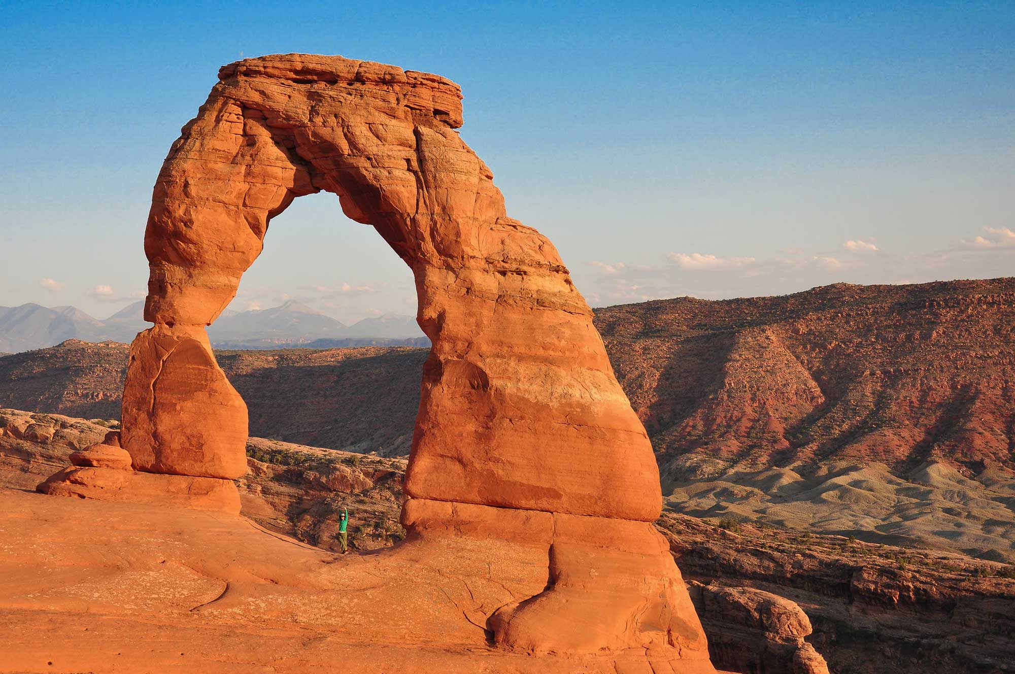Photograph of Delicate Arch in Utah.