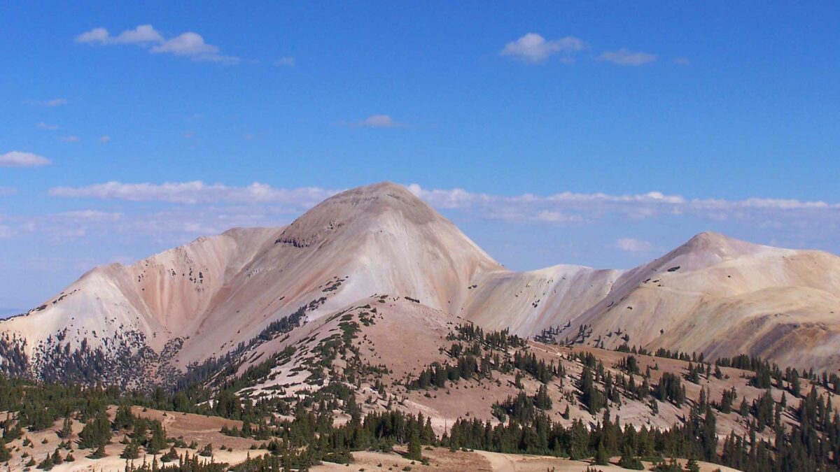 Photograph of Mount Belknap in Utah.