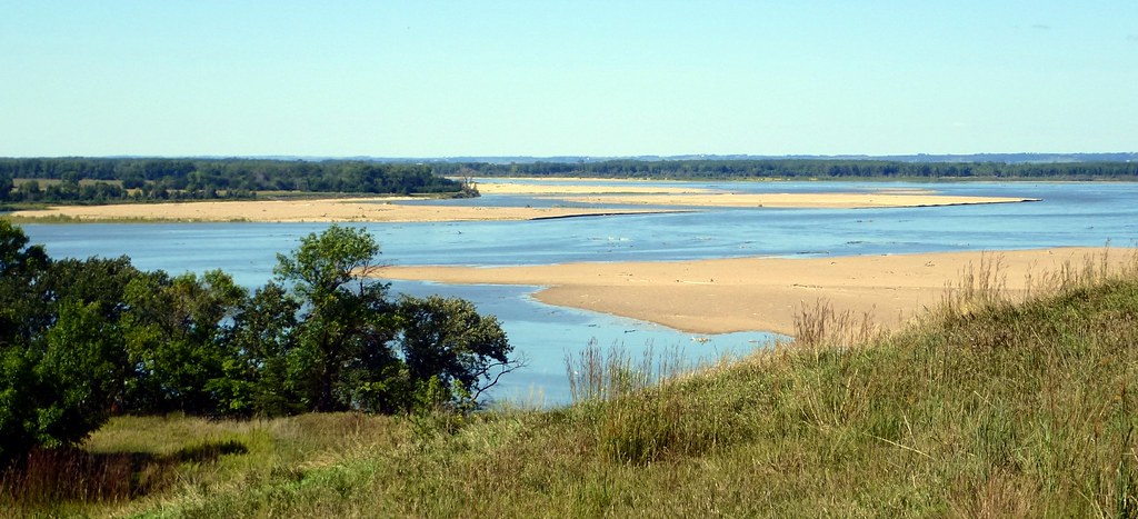Photograph of sandbars in the Missouri River in Nebraska.