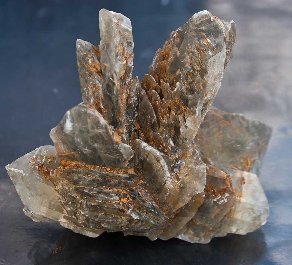 Photograph of a sample of the mineral selenite gypsum from Maryland.